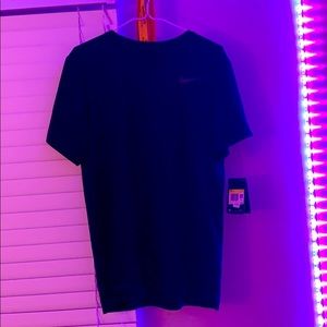 Black Nike dry fit t-shirt